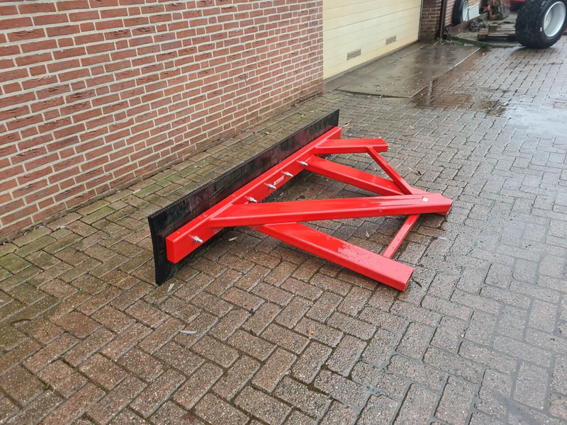 AGM rubberschuif - Livestock equipment: picture 2 AGM rubberschuif - Livestock equipment: picture 2