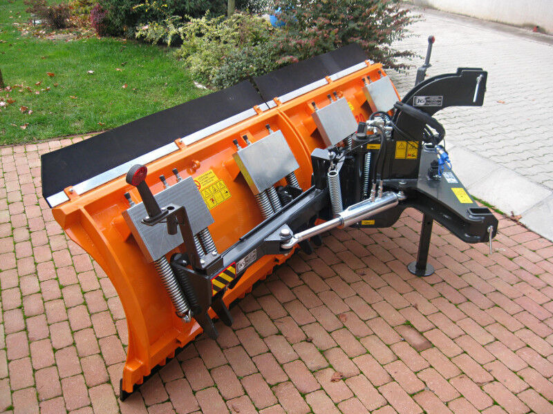 FCR sneeuwschuif - Snow plough: picture 1 FCR sneeuwschuif - Snow plough: picture 1