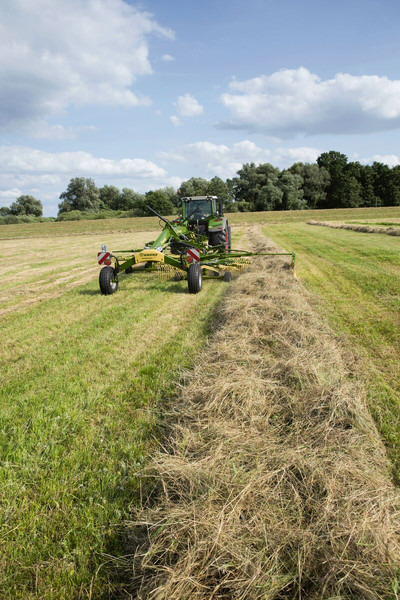 Krone vier harkelementen en Zijaflegharken - Tedder/ Rake: picture 3 Krone vier harkelementen en Zijaflegharken - Tedder/ Rake: picture 3