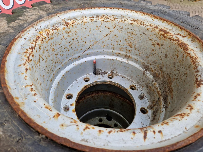 Onbekend - Wheels and tires: picture 4 Onbekend - Wheels and tires: picture 4