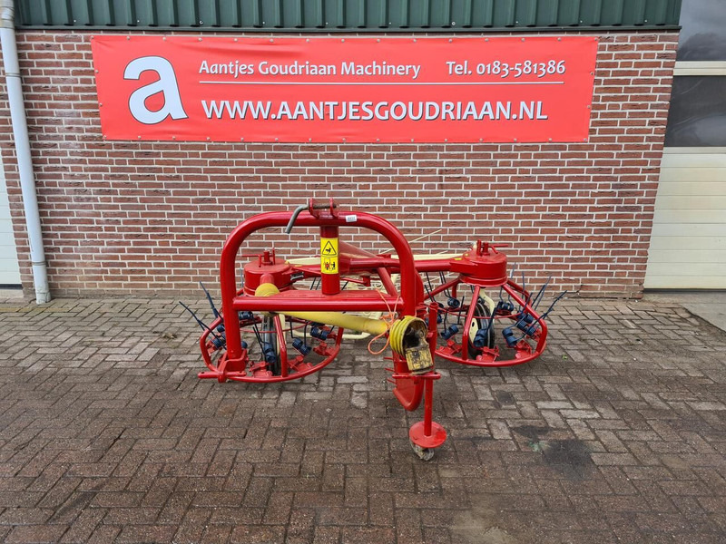 PZ strela - Tedder/ Rake: picture 1 PZ strela - Tedder/ Rake: picture 1