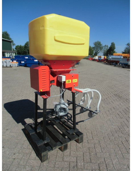 Pneumatische zaaimachine - Sowing equipment: picture 3 Pneumatische zaaimachine - Sowing equipment: picture 3
