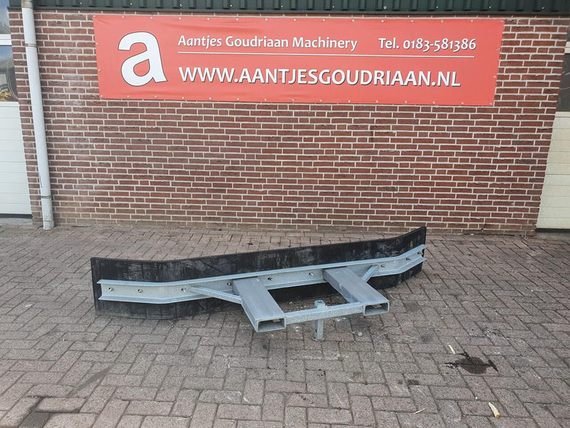 Rubberschuif modderschuif - Soil tillage equipment: picture 1 Rubberschuif modderschuif - Soil tillage equipment: picture 1