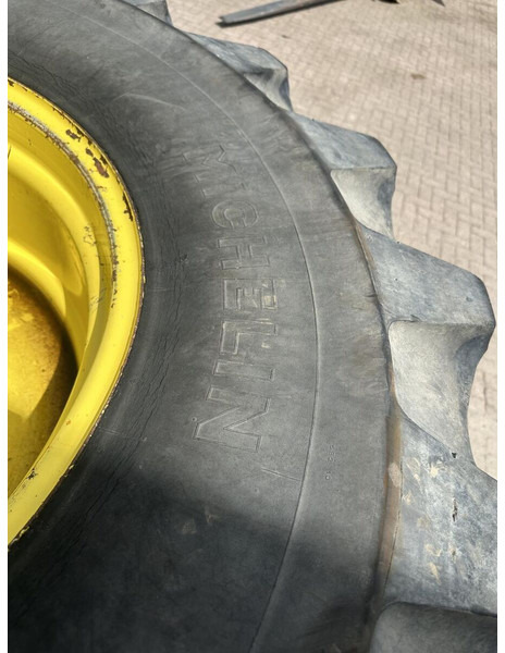 SET banden 30.5 X LR32 - Nieuw - Wheels and tires: picture 4 SET banden 30.5 X LR32 - Nieuw - Wheels and tires: picture 4