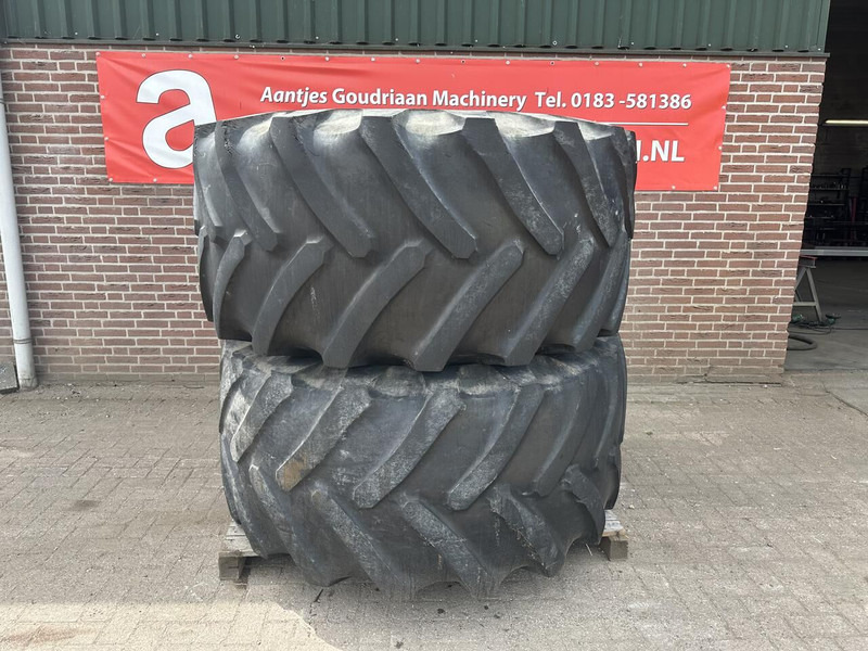 SET banden 30.5 X LR32 - Nieuw - Wheels and tires: picture 1 SET banden 30.5 X LR32 - Nieuw - Wheels and tires: picture 1