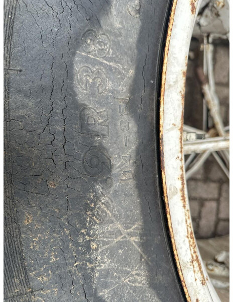 SET dubbelluchtbanden 16.9x38 - Gebruikt - Wheels and tires: picture 3 SET dubbelluchtbanden 16.9x38 - Gebruikt - Wheels and tires: picture 3