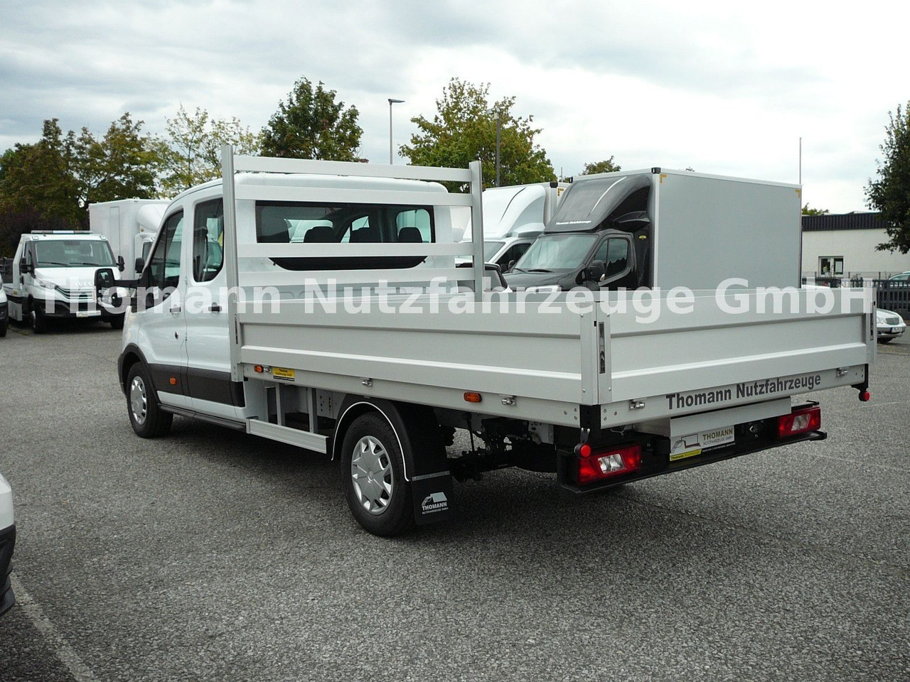 Ford Transit Pritsche Doppelkabine Ford Transit Pritsche Doppelkabine - Open body delivery van: picture 4 Ford Transit Pritsche Doppelkabine Ford Transit Pritsche Doppelkabine - Open body delivery van: picture 4