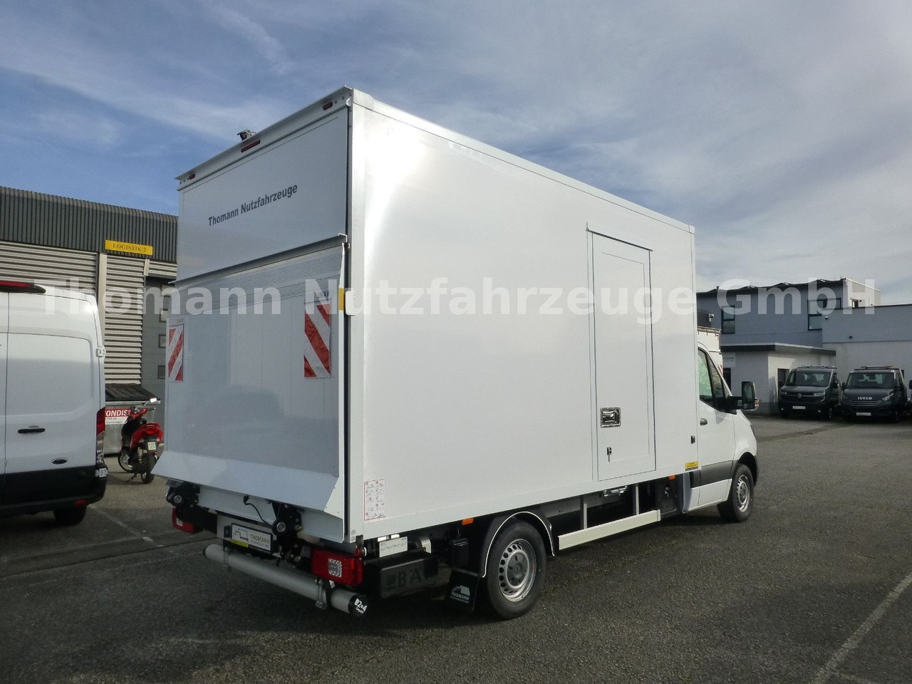 Mercedes-Benz Sprinter 317 CDI Koffer Ultralight LBW Neuheit! - Box van: picture 4 Mercedes-Benz Sprinter 317 CDI Koffer Ultralight LBW Neuheit! - Box van: picture 4
