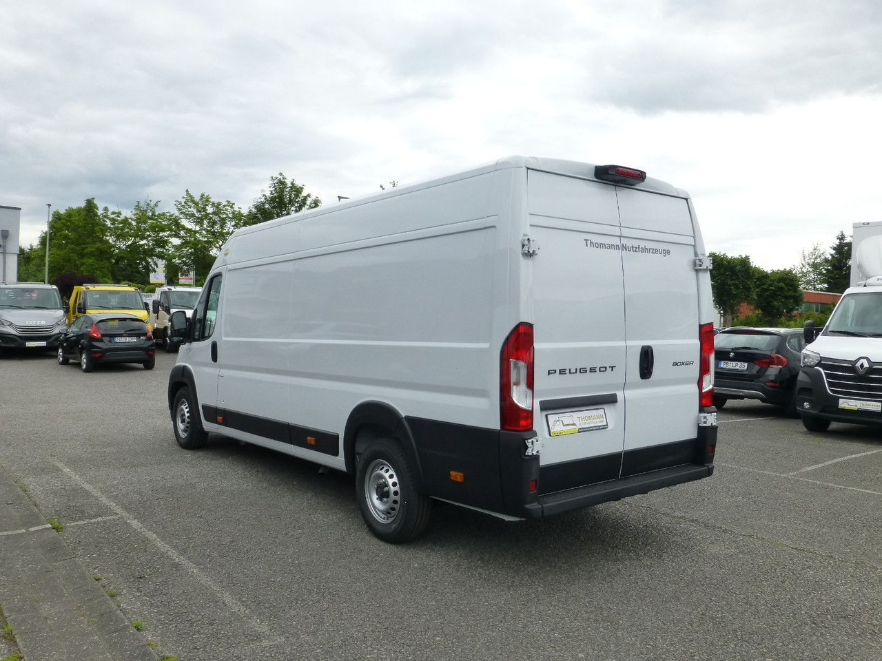 Refrigerated van Peugeot Boxer Kühlkastenwagen Carrier Xarios 300 GH Navi: picture 6
