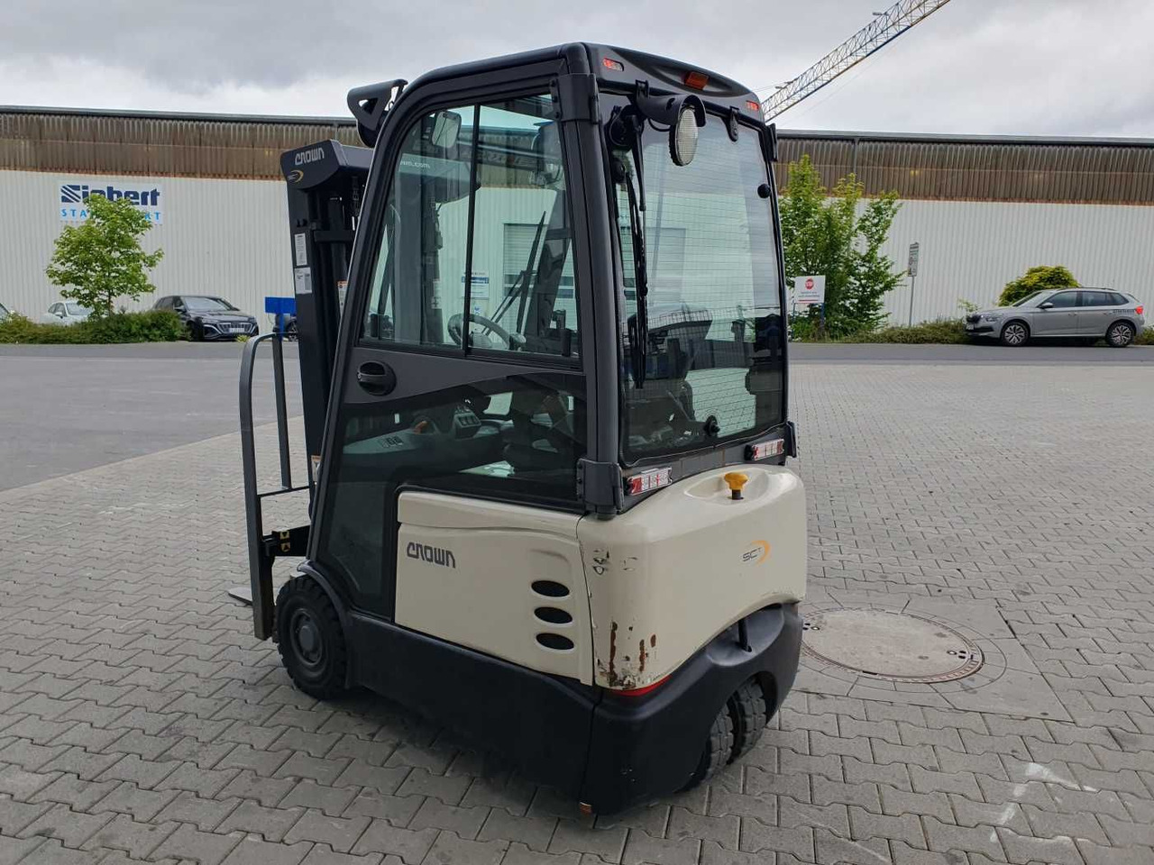 Crown SCT6020-1.3 /Triplex: 4.30m / SS / 1.185h! - Electric forklift: picture 5 Crown SCT6020-1.3 /Triplex: 4.30m / SS / 1.185h! - Electric forklift: picture 5