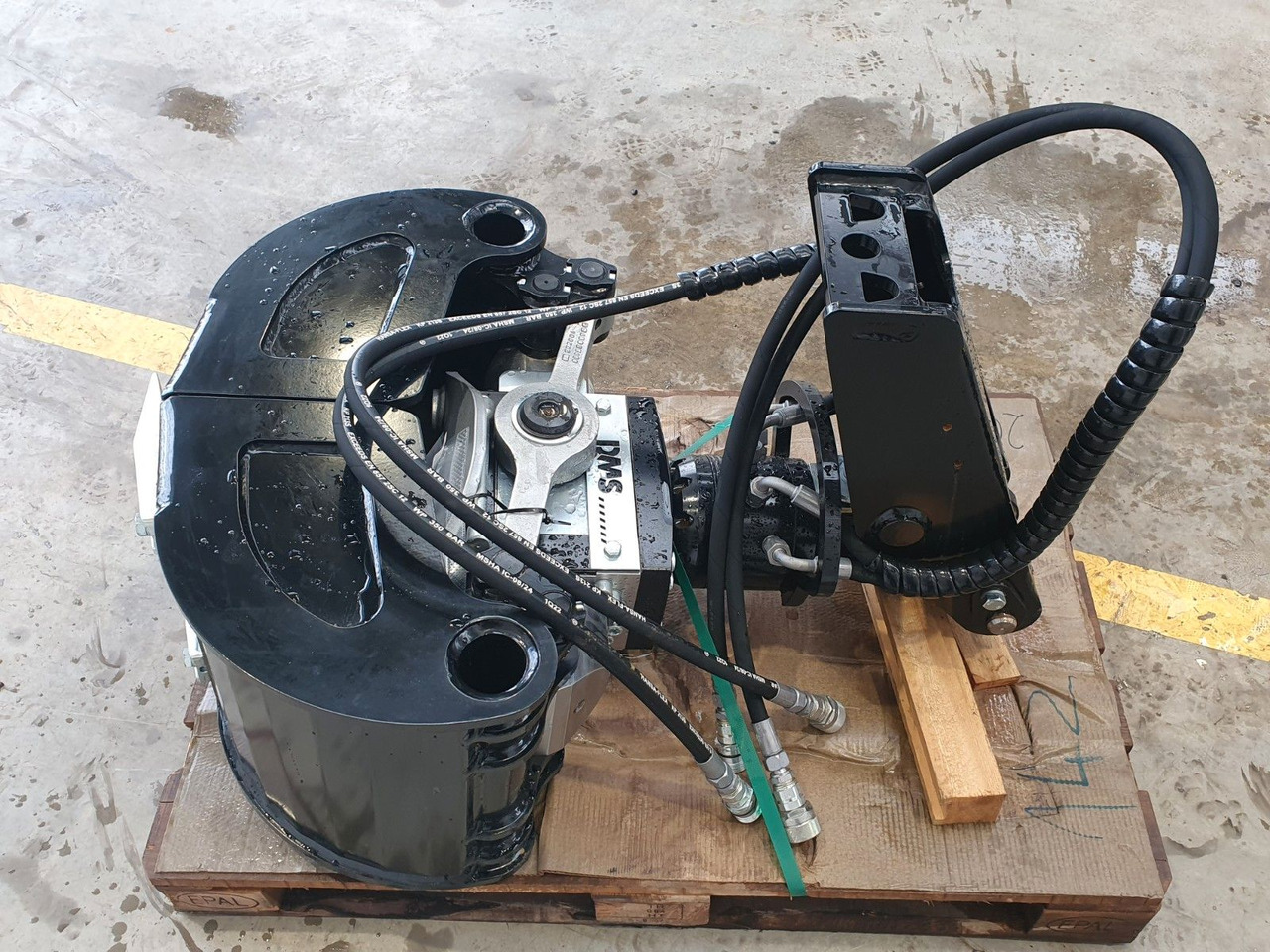 DMS GL6040P Pendelgreifer / MS03 / DEMO / 2022 - Clamshell bucket: picture 4 DMS GL6040P Pendelgreifer / MS03 / DEMO / 2022 - Clamshell bucket: picture 4
