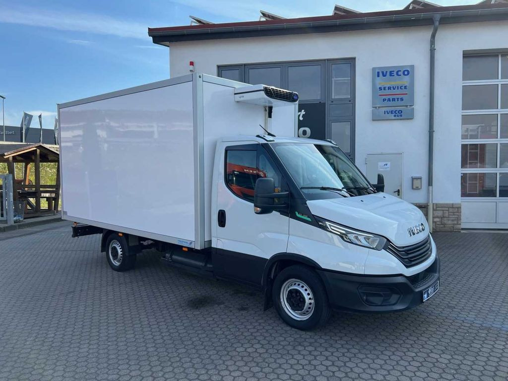 Iveco 35S14 A8 CNG Koffer *3-Sitze*Klima*Automatik* Iveco 35S14 A8 CNG Koffer *3-Sitze*Klima*Automatik* - Refrigerated van: picture 2 Iveco 35S14 A8 CNG Koffer *3-Sitze*Klima*Automatik* Iveco 35S14 A8 CNG Koffer *3-Sitze*Klima*Automatik* - Refrigerated van: picture 2