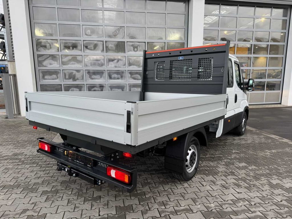 Iveco Daily 35S16 A8 Pritsche *7-Sitze*AHK*Automatik* - Open body delivery van: picture 5 Iveco Daily 35S16 A8 Pritsche *7-Sitze*AHK*Automatik* - Open body delivery van: picture 5