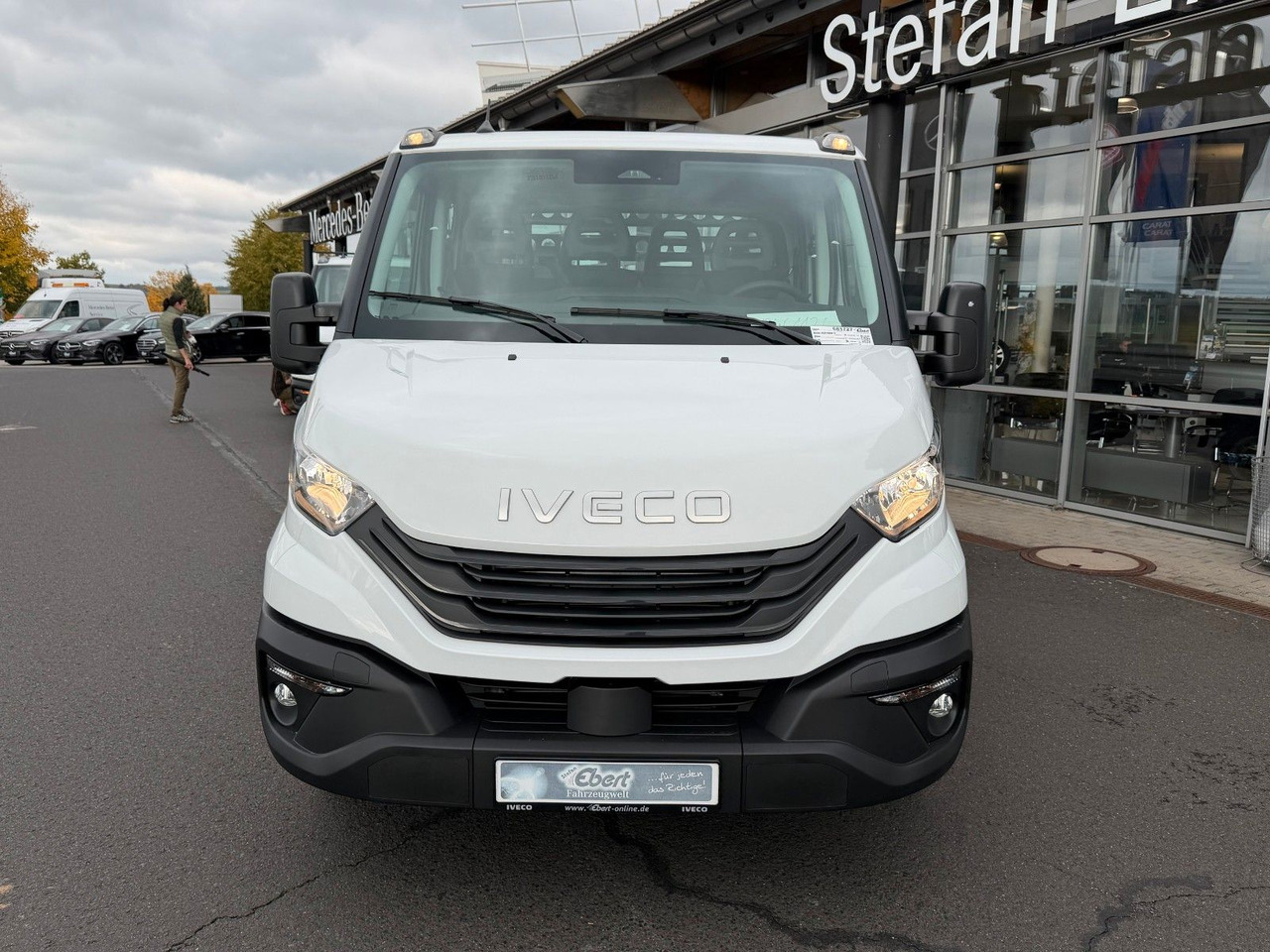 Iveco Daily 35S16 A8 *R.3450mm*Automatik*AHK*7-Sitze* - Tipper van, Combi van: picture 2 Iveco Daily 35S16 A8 *R.3450mm*Automatik*AHK*7-Sitze* - Tipper van, Combi van: picture 2