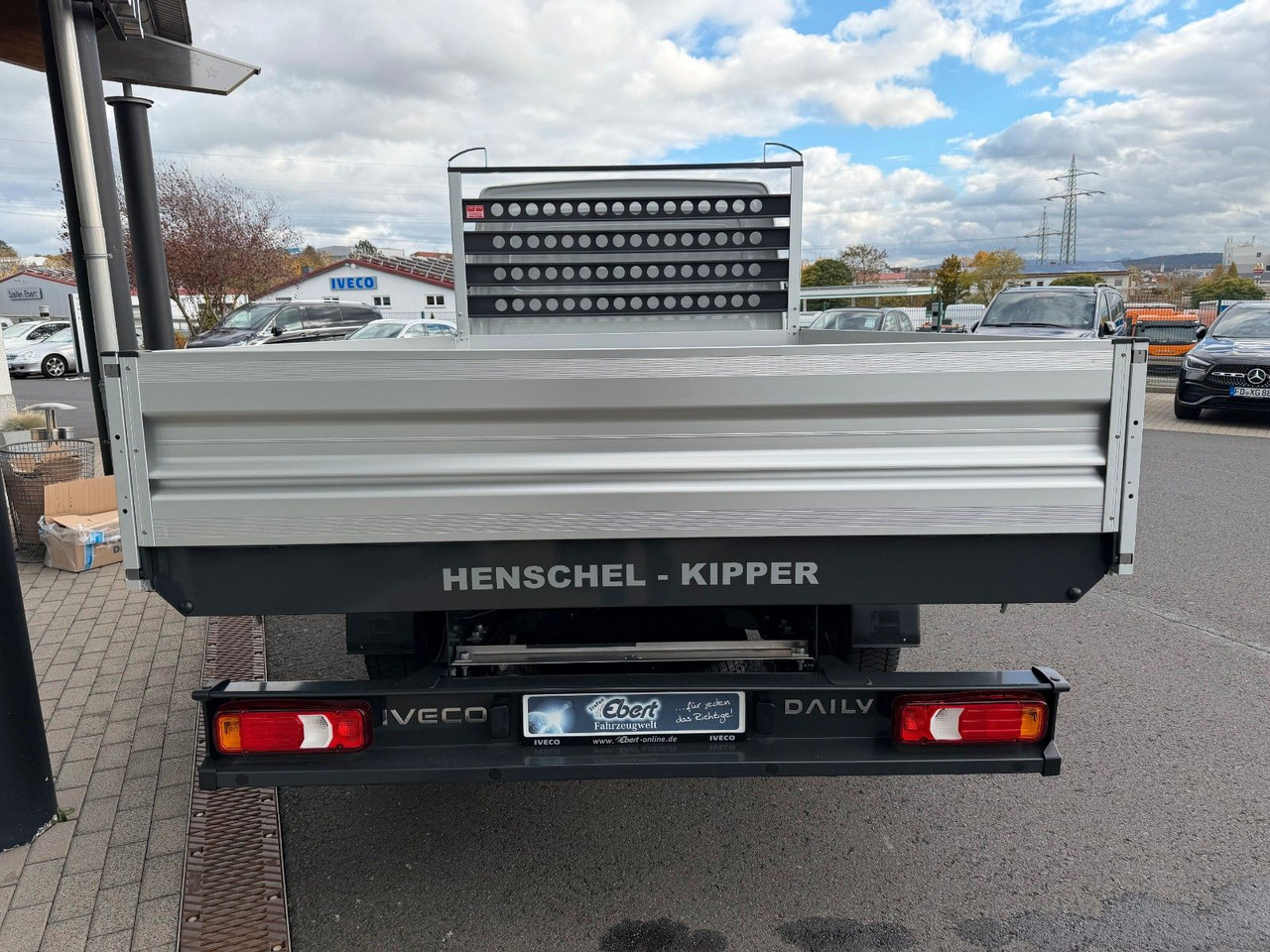 Iveco Daily 35S16 A8 *R3.450mm*Automatik*Klima* 3x - Tipper van: picture 5 Iveco Daily 35S16 A8 *R3.450mm*Automatik*Klima* 3x - Tipper van: picture 5