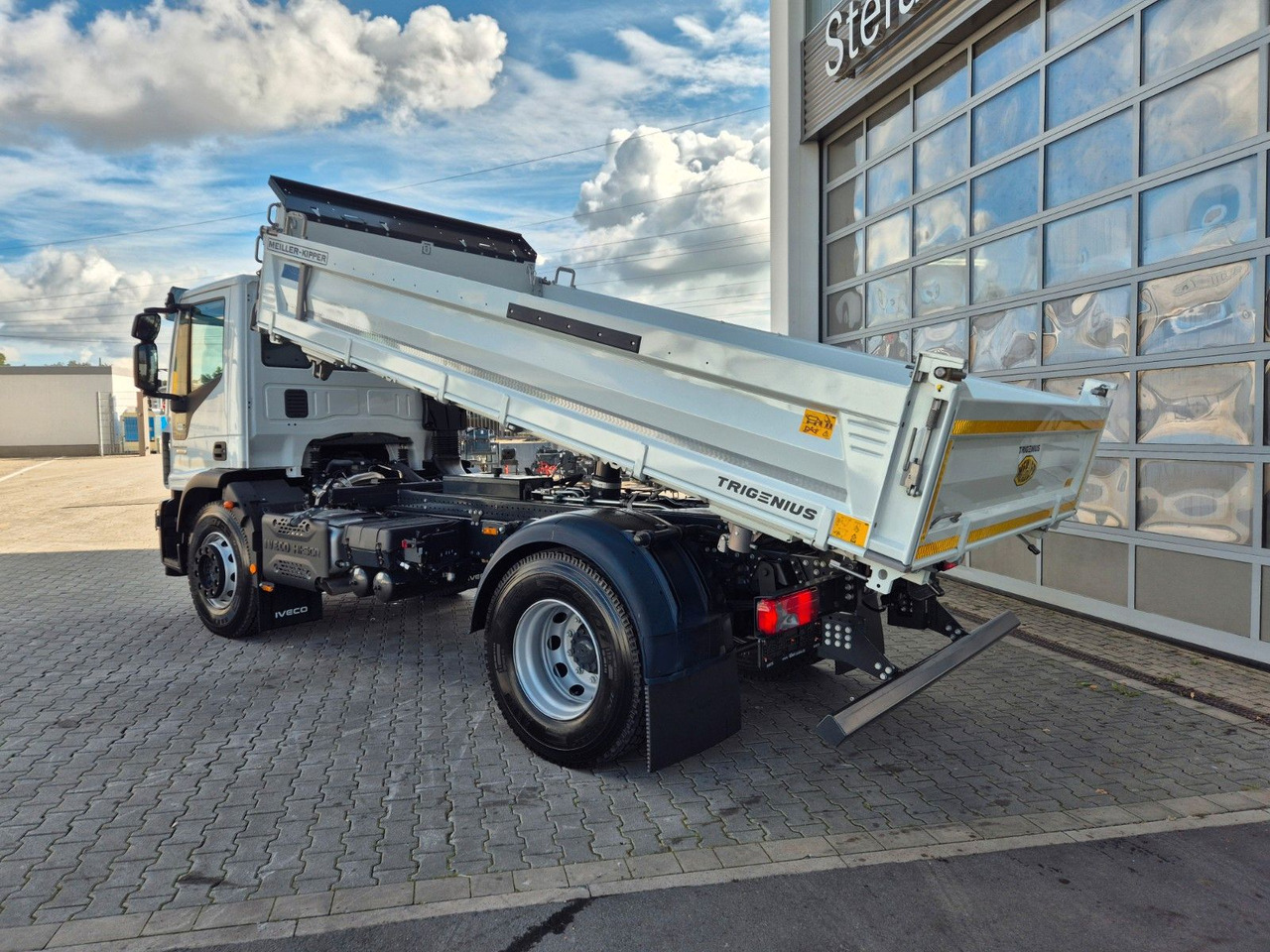Iveco Eurocargo ML180E32K 4x2 Meiller AHK - Tipper: picture 4 Iveco Eurocargo ML180E32K 4x2 Meiller AHK - Tipper: picture 4