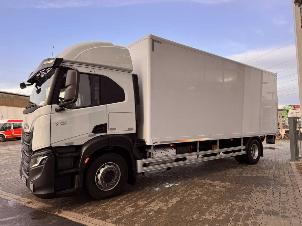 Iveco S-Way AT190S40/P LBW 2.000kg Tür Navi Bett - Box truck: picture 4 Iveco S-Way AT190S40/P LBW 2.000kg Tür Navi Bett - Box truck: picture 4