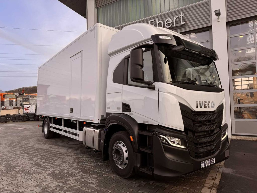 Iveco S-Way AT190S40/P LBW 2.000kg Tür Navi Bett - Box truck: picture 1 Iveco S-Way AT190S40/P LBW 2.000kg Tür Navi Bett - Box truck: picture 1