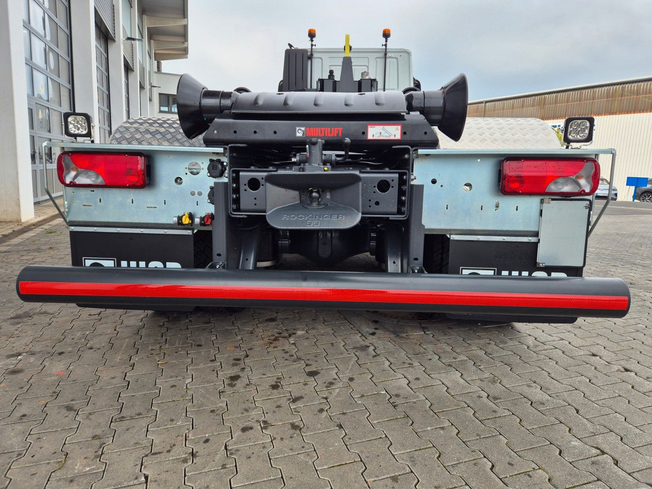 Hook lift truck Iveco X-Way AT300X48Z/P HR OFF 6x4 Hiab Winterdienst: picture 12