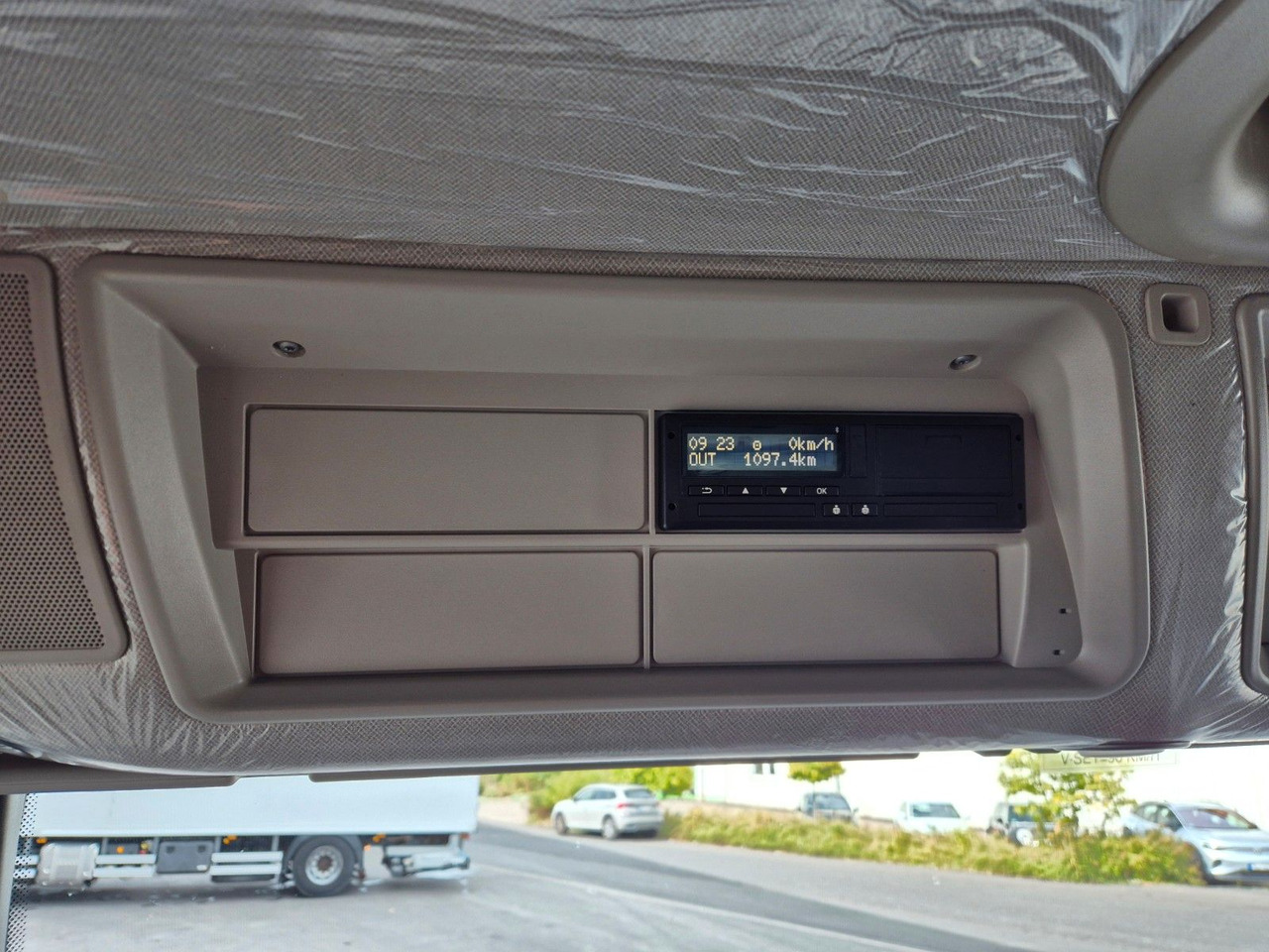 Hook lift truck Iveco X-Way AT300X48Z/P HR OFF 6x4 Hiab Winterdienst: picture 28