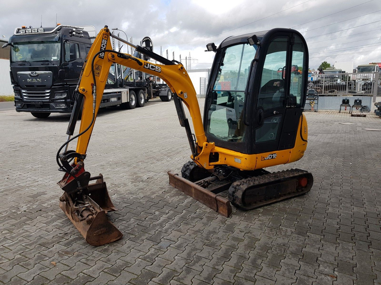 Leasing of  JCB 8018 / 3.420h / hydrl. Grabenräumer / Tieflöffel JCB 8018 / 3.420h / hydrl. Grabenräumer / Tieflöffel: picture 7