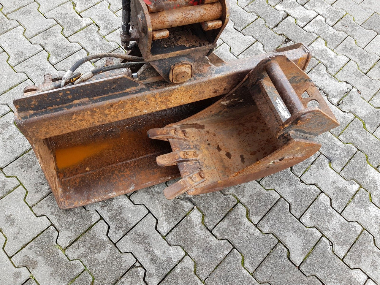 Leasing of  JCB 8018 / 3.420h / hydrl. Grabenräumer / Tieflöffel JCB 8018 / 3.420h / hydrl. Grabenräumer / Tieflöffel: picture 12