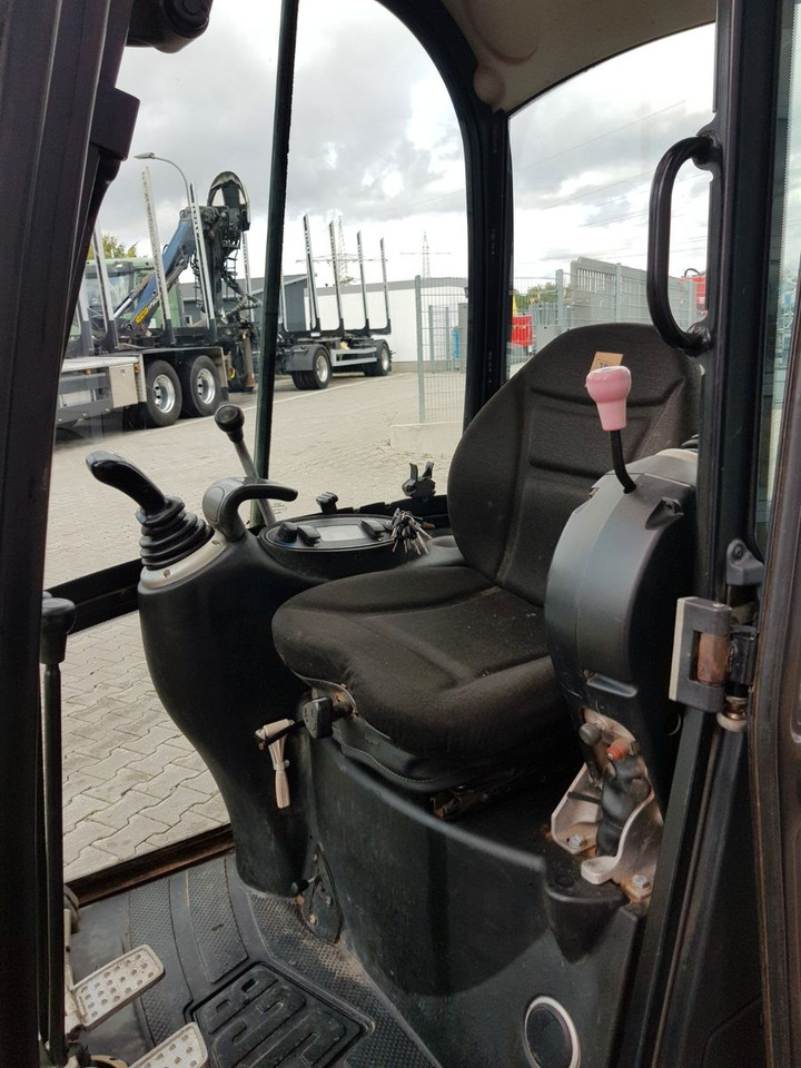 Leasing of  JCB 8018 / 3.420h / hydrl. Grabenräumer / Tieflöffel JCB 8018 / 3.420h / hydrl. Grabenräumer / Tieflöffel: picture 13