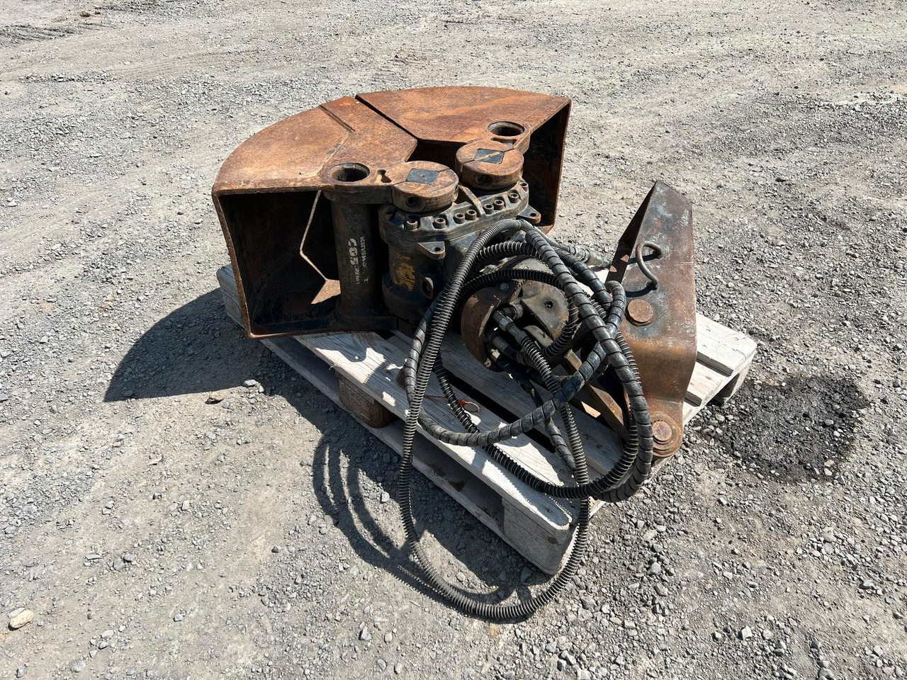 Kinshofer Grabgreifer / C05HPX / MS03 / 3 - 6 to - Clamshell bucket: picture 1 Kinshofer Grabgreifer / C05HPX / MS03 / 3 - 6 to - Clamshell bucket: picture 1