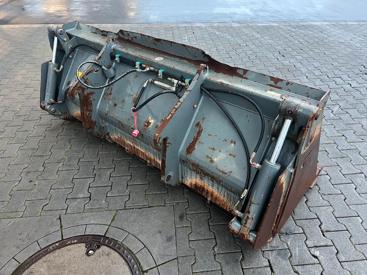 Klappschaufel / Zettelmeyer / Volvo CAT JCB - Loader bucket: picture 4 Klappschaufel / Zettelmeyer / Volvo CAT JCB - Loader bucket: picture 4