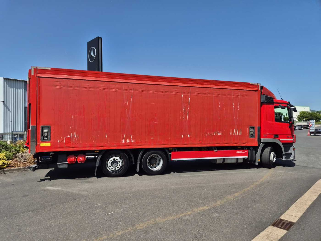 Mercedes-Benz Actros 2541 L 6x2 Schiebeplanen LBW AHK - Beverage truck: picture 5 Mercedes-Benz Actros 2541 L 6x2 Schiebeplanen LBW AHK - Beverage truck: picture 5