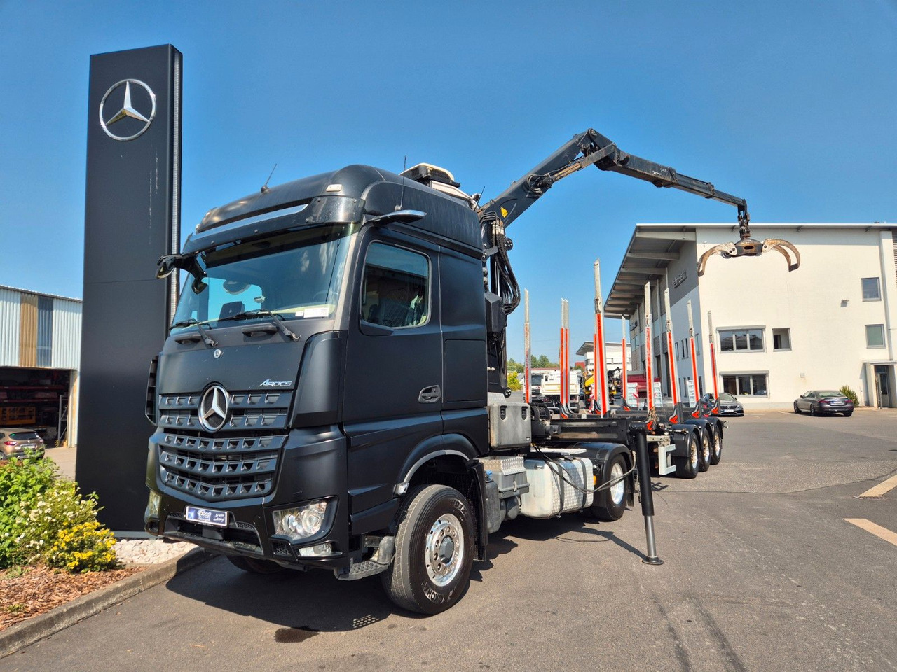 Mercedes-Benz Arocs 1853 LS 4x4 HAD Palfinger Q170Z96+Doll H3L - Crane truck: picture 1 Mercedes-Benz Arocs 1853 LS 4x4 HAD Palfinger Q170Z96+Doll H3L - Crane truck: picture 1