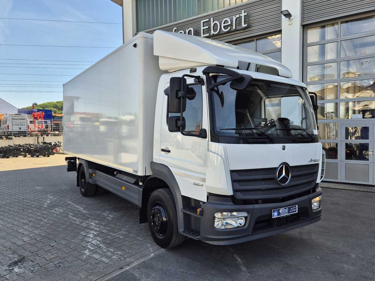 Mercedes-Benz Atego 1524 L Klima Standheizung LBW 1.500kg - Box truck: picture 4 Mercedes-Benz Atego 1524 L Klima Standheizung LBW 1.500kg - Box truck: picture 4