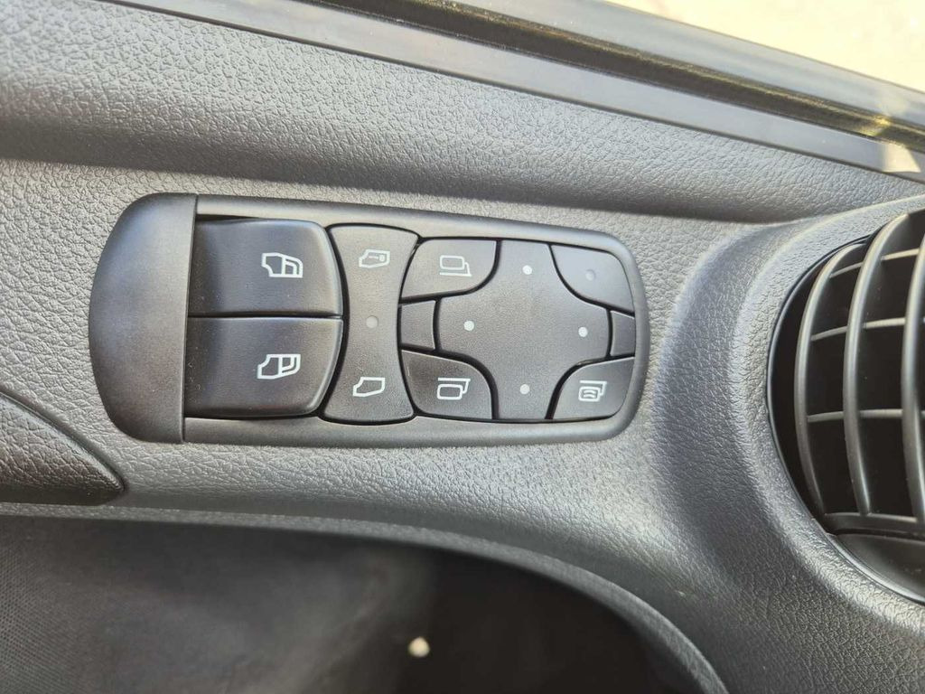 New Cab chassis truck Mercedes-Benz Atego 818 L Fahrgestell, 6 Stück vorhanden Mercedes-Benz Atego 818 L Fahrgestell, 2 Stück vorhanden: picture 14