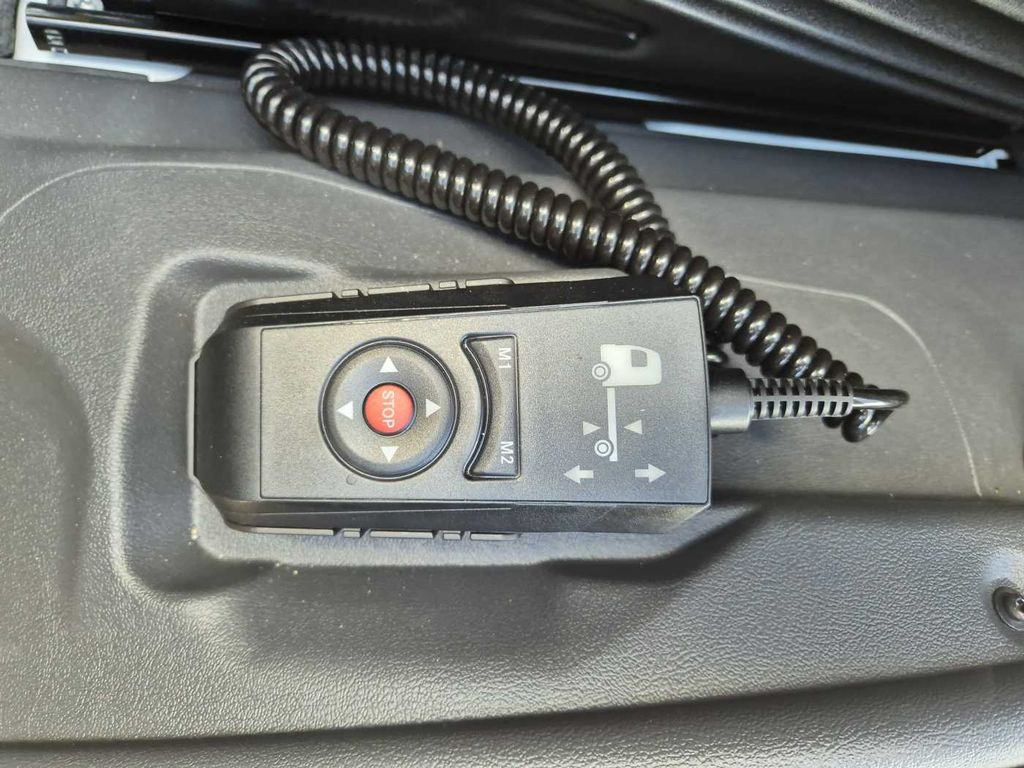 New Cab chassis truck Mercedes-Benz Atego 818 L Fahrgestell, 6 Stück vorhanden Mercedes-Benz Atego 818 L Fahrgestell, 2 Stück vorhanden: picture 8