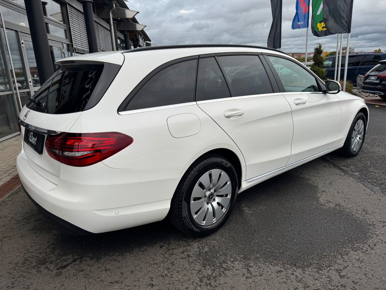 Mercedes-Benz C 180d T LED+RKamera+SHZ+DAB - Station wagon: picture 4 Mercedes-Benz C 180d T LED+RKamera+SHZ+DAB - Station wagon: picture 4