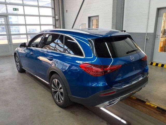 Mercedes-Benz C 200 T All Terrain 4M+Ambiente+360+Augmented - Station wagon: picture 2 Mercedes-Benz C 200 T All Terrain 4M+Ambiente+360+Augmented - Station wagon: picture 2