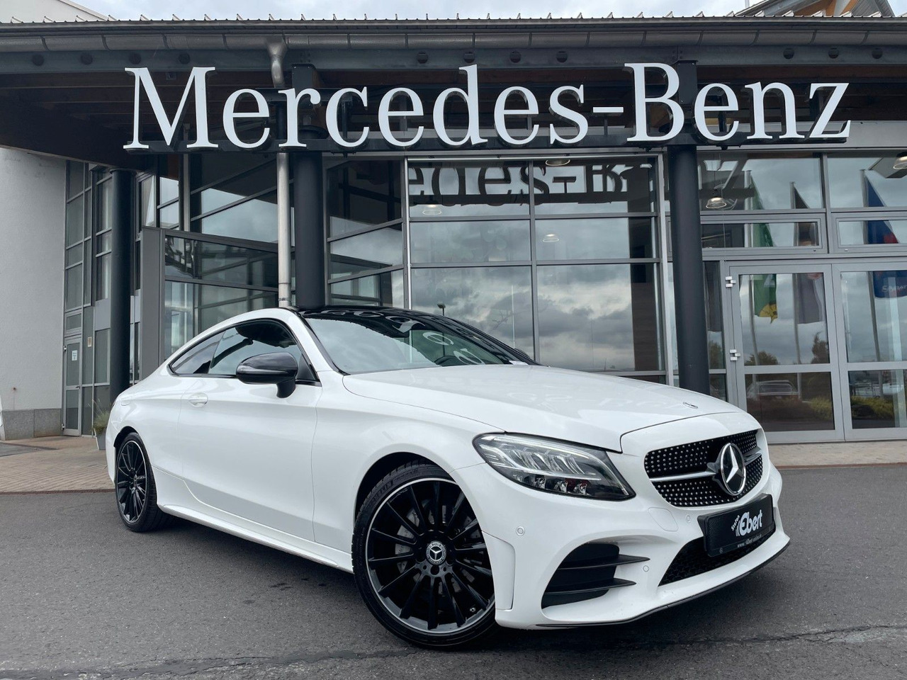 Mercedes-Benz C 220 d Coupe AMG+Pano+R-Kamera+Night+Carplay - Coupe: picture 1 Mercedes-Benz C 220 d Coupe AMG+Pano+R-Kamera+Night+Carplay - Coupe: picture 1