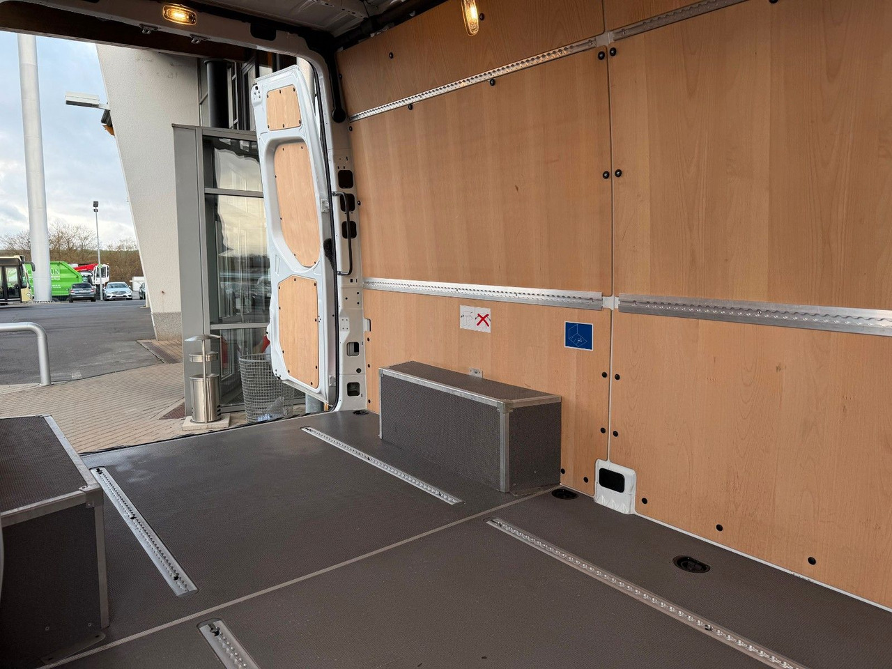 Panel van Mercedes-Benz Sprinter 317 CDI 3665 Klima 360 SHZ MBUX: picture 9