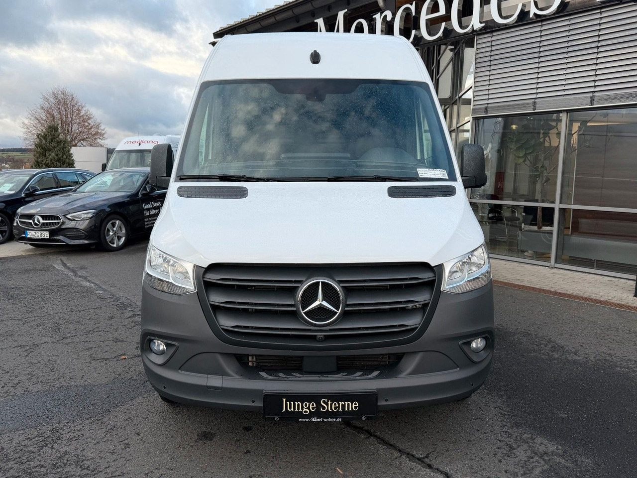 Mercedes-Benz Sprinter 317 CDI 3665 Klima 360 SHZ MBUX - Panel van: picture 2 Mercedes-Benz Sprinter 317 CDI 3665 Klima 360 SHZ MBUX - Panel van: picture 2