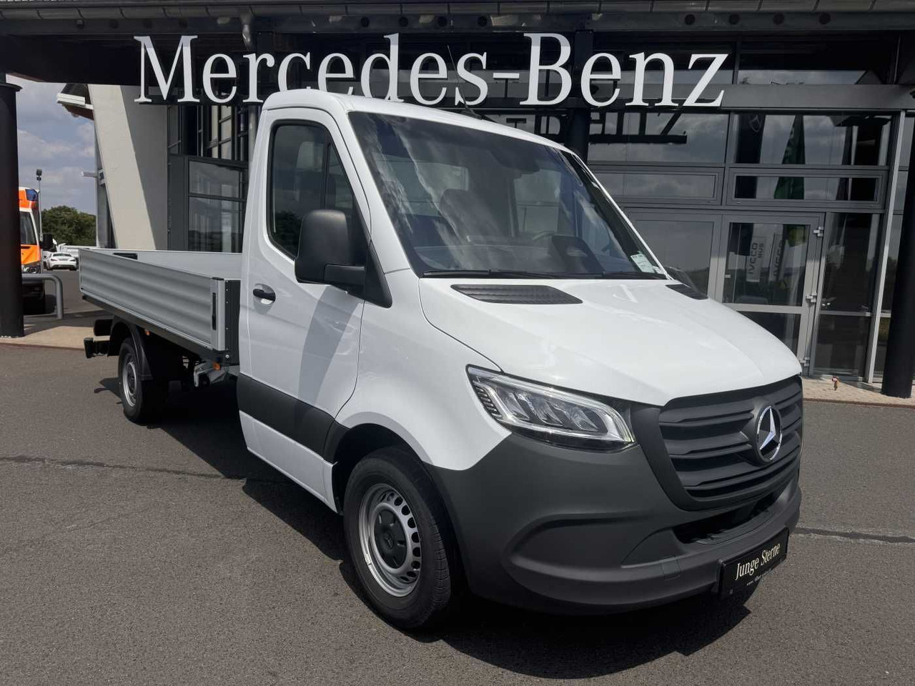 Mercedes-Benz Sprinter 317 CDI 9G 3665 Klima Kamera AHK LED - Curtain side van: picture 1 Mercedes-Benz Sprinter 317 CDI 9G 3665 Klima Kamera AHK LED - Curtain side van: picture 1