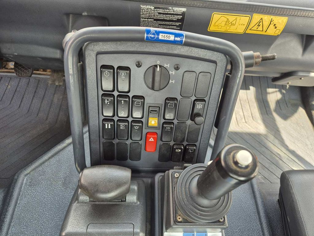 Cab chassis truck Mercedes-Benz Unimog U400 4x4 Vario Pilot Zapfwelle LOF: picture 13