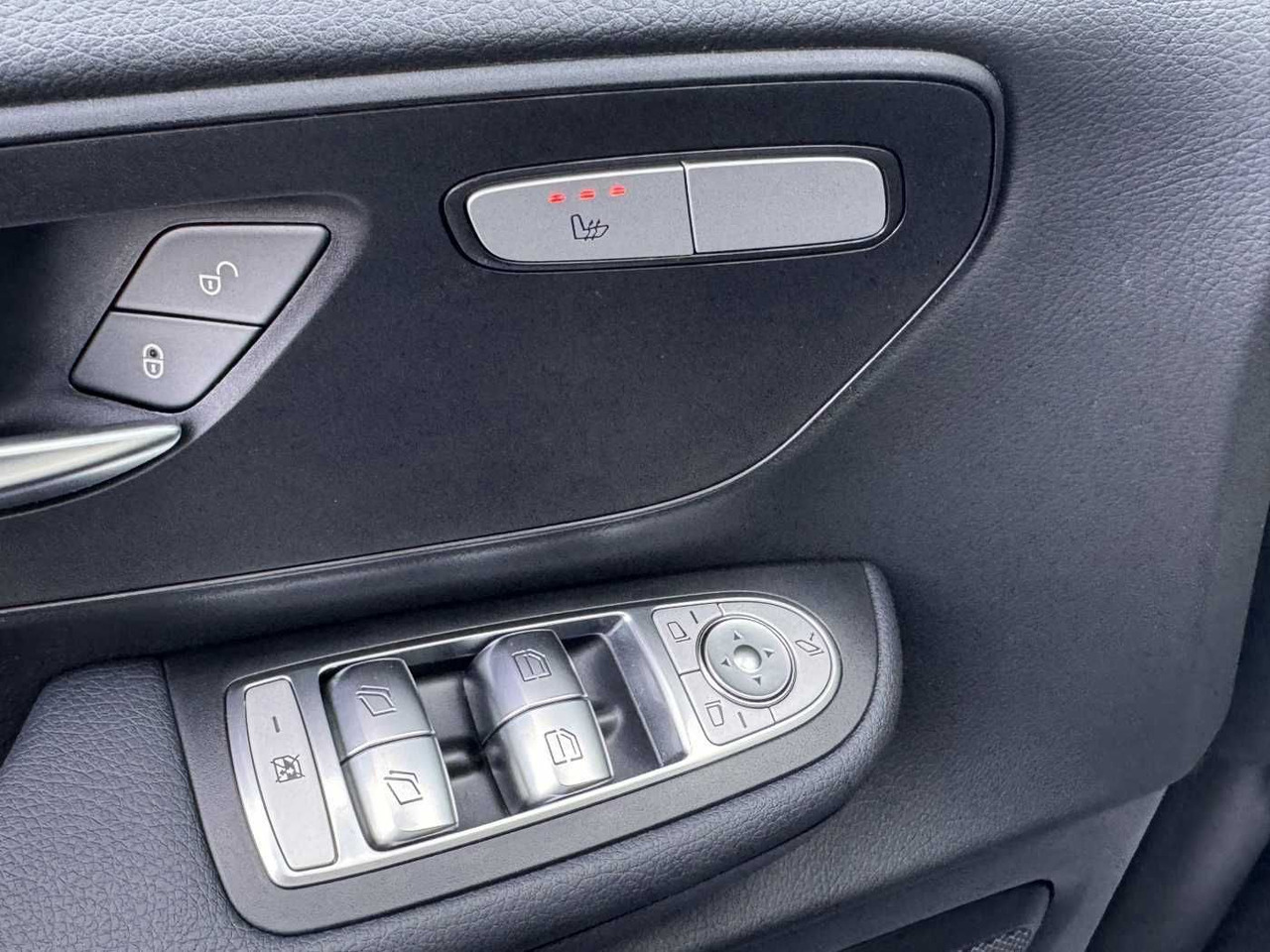 Car Mercedes-Benz V 220 d EDITION DISTRONIC MBUX Kamera 6Sitze: picture 15