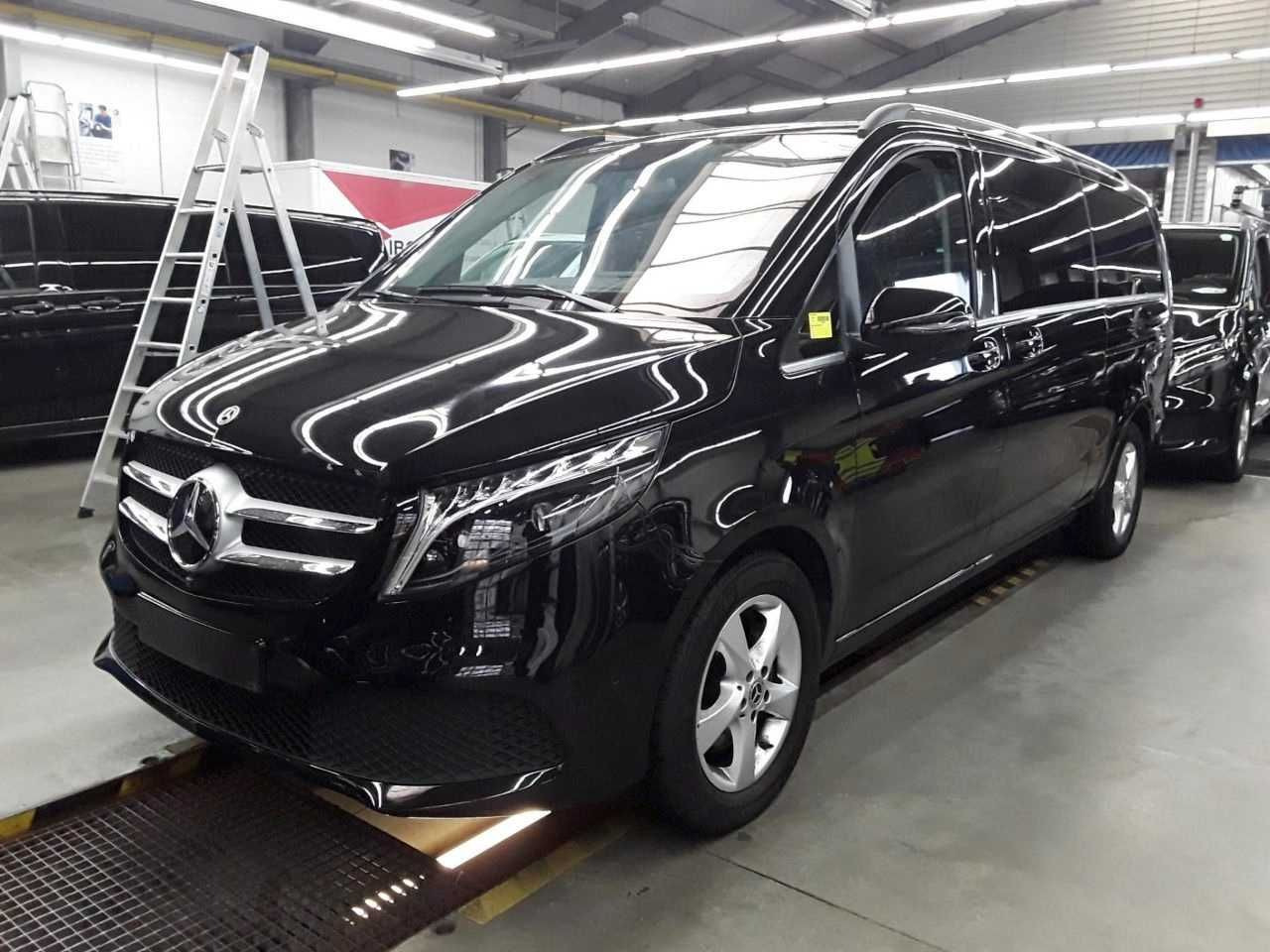 Mercedes-Benz V 300 d 4MATIC AVA 3430 AHK2,5 DISTRONIC 360 - Car: picture 1 Mercedes-Benz V 300 d 4MATIC AVA 3430 AHK2,5 DISTRONIC 360 - Car: picture 1