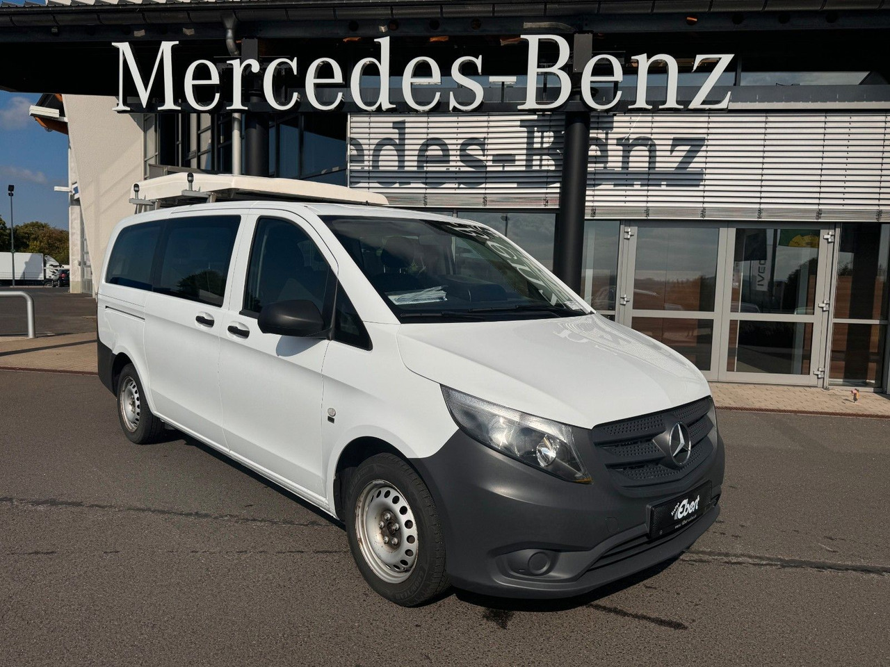 Mercedes-Benz Vito 111 CDI Tourer Begleitfahrzeug BF3+ / WVZ - Small van: picture 1 Mercedes-Benz Vito 111 CDI Tourer Begleitfahrzeug BF3+ / WVZ - Small van: picture 1