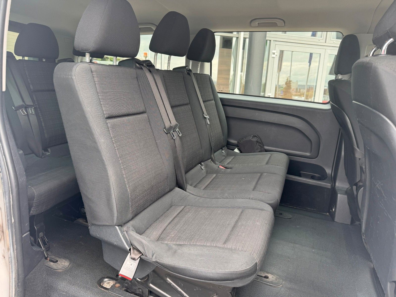 Passenger van Mercedes-Benz Vito 111 CDI Tourer Begleitfahrzeug BF3+ / WVZ: picture 13
