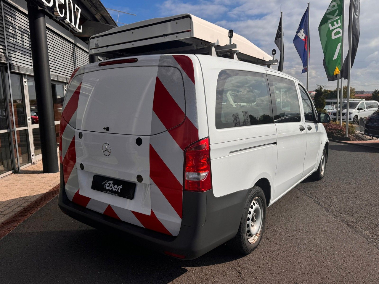 Mercedes-Benz Vito 111 CDI Tourer Begleitfahrzeug BF3+ / WVZ - Small van: picture 4 Mercedes-Benz Vito 111 CDI Tourer Begleitfahrzeug BF3+ / WVZ - Small van: picture 4