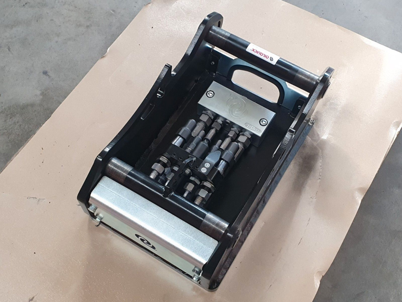 OilQuick OQ45-5 Adapterplatte für Westtech &mehr - Quick coupler: picture 4 OilQuick OQ45-5 Adapterplatte für Westtech &mehr - Quick coupler: picture 4