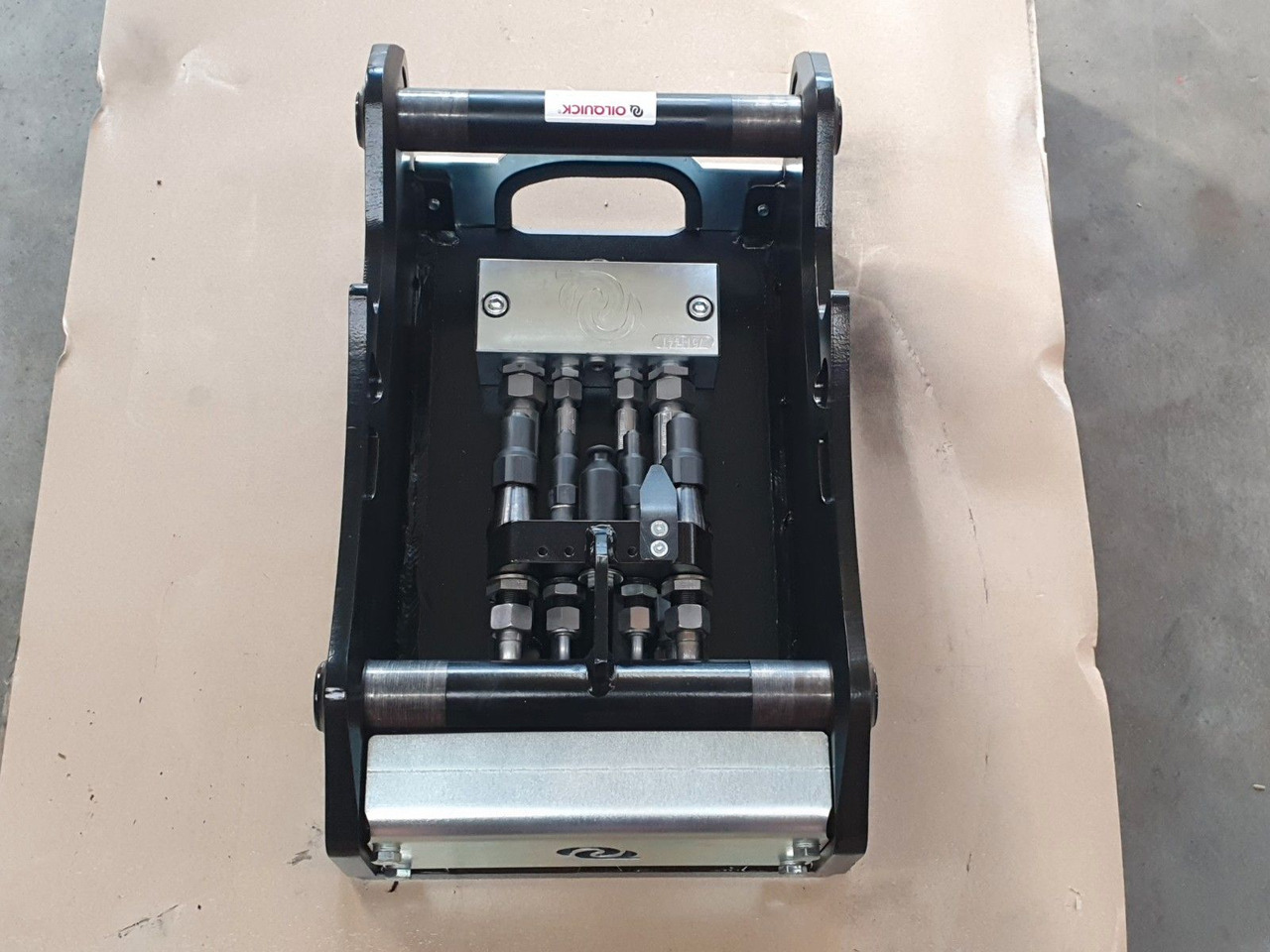 OilQuick OQ45-5 Adapterplatte für Westtech &mehr - Quick coupler: picture 3 OilQuick OQ45-5 Adapterplatte für Westtech &mehr - Quick coupler: picture 3