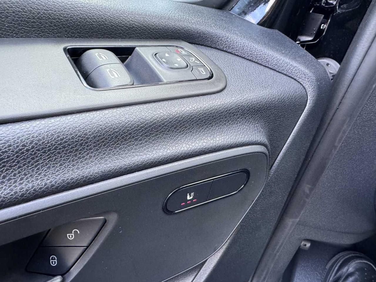 Other machinery Mercedes-Benz Sprinter 517 CDI Mixto, Klima, AHK, 6 Sitzplätze: picture 15 Other machinery Mercedes-Benz Sprinter 517 CDI Mixto, Klima, AHK, 6 Sitzplätze: picture 15