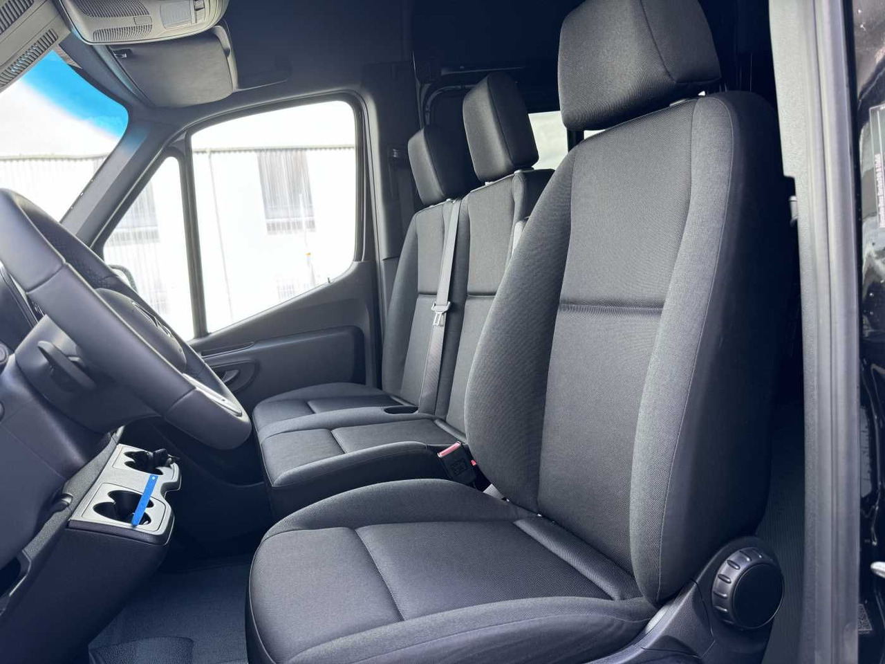 Other machinery Mercedes-Benz Sprinter 517 CDI Mixto, Klima, AHK, 6 Sitzplätze: picture 7 Other machinery Mercedes-Benz Sprinter 517 CDI Mixto, Klima, AHK, 6 Sitzplätze: picture 7